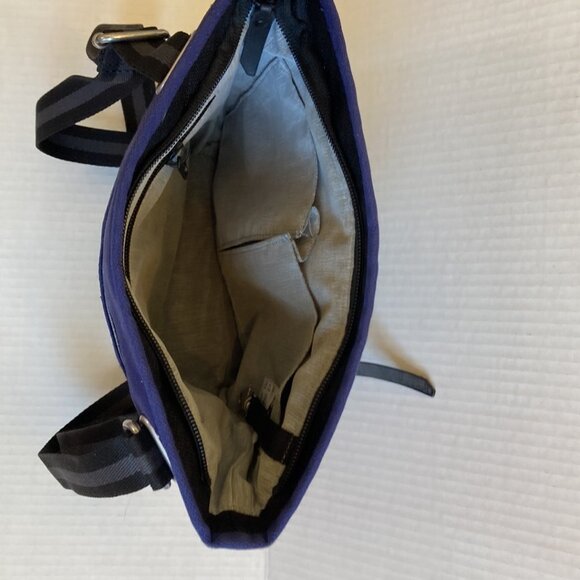 Sherpani Cross Body Bag/Sadie - Picture 7 of 7